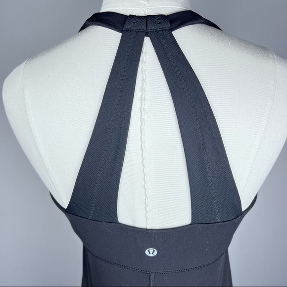 EUC - Lululemon Black Tank w/ Built-in Bra & Back Detail, Size 8 - Picture 8 of 13